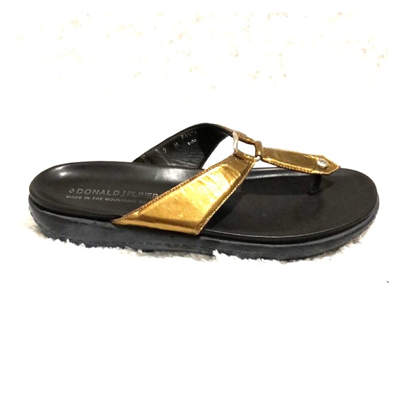 Donald J. Pliner Shoes - Donald J. Pliner Thong Sandals